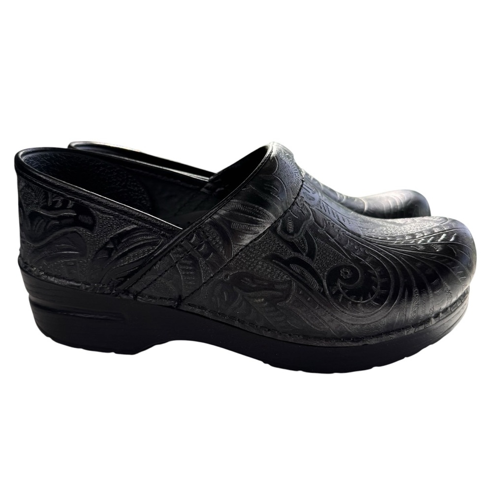 DANSKO Black Floral Tooled Embossed Leather Clogs Shoes US Sz 8